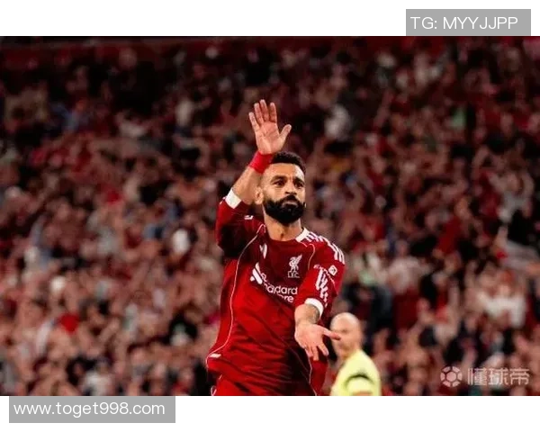 萨拉赫在足球世界的崛起与成就解析：从默默无闻到全球瞩目的超级明星